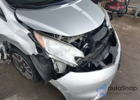 2015 Nissan Versa Note Sr z USA, uszkodzony, nr VIN 3N1CE2CP8FL374325